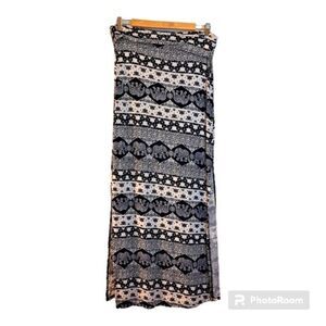 Maxi Boho Maxi Peasant 70's Style Skirt Animal Print Black/White Size M